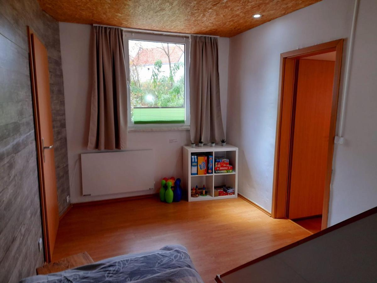 Willkommen In Dem Luftkurort Und Kaesestadt Nieheim Rennstrecke 4Km Entfernt Fewo1 Exterior foto